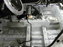 Nissan X-Trail - шумоизоляция пола, дверей, арок и багажника автомобиля